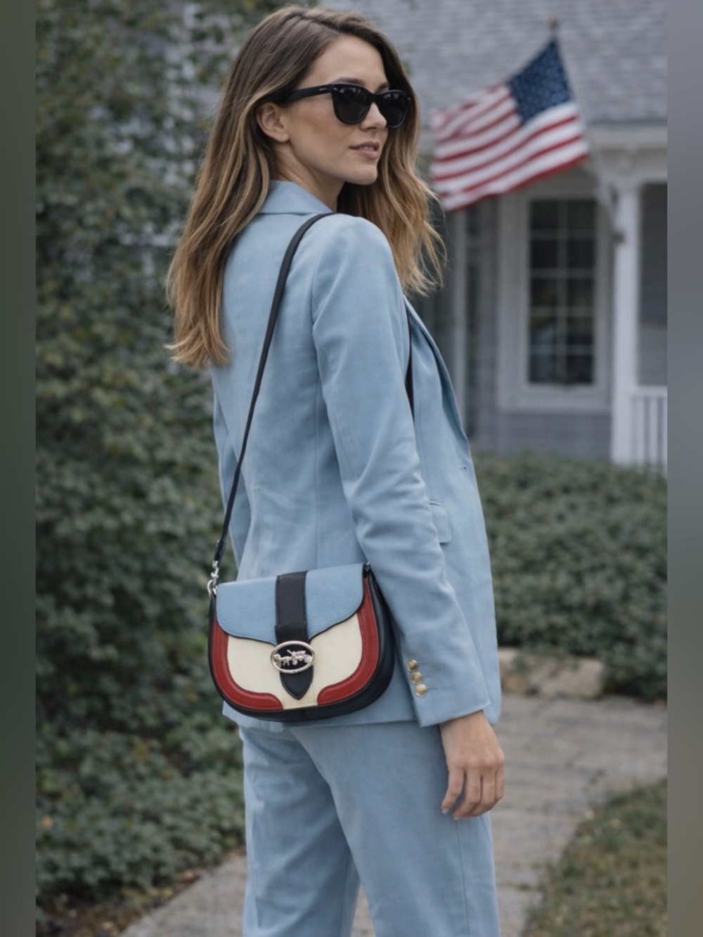 Coach colorblock crossbody bag ✨